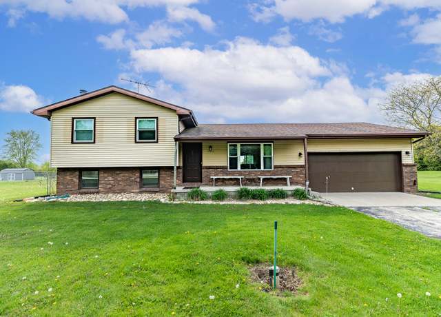 Property at 17616 Mississippi St, Lowell, IN 46356, 3 beds, 2 baths