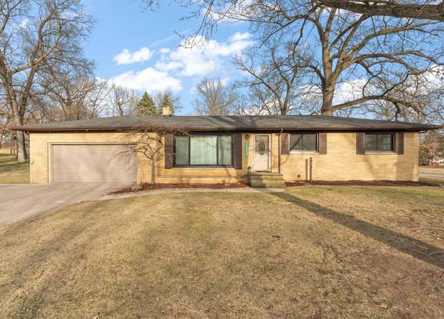 Property at 12163 N 900 W, Demotte, IN 46310, 3 beds, 2 baths
