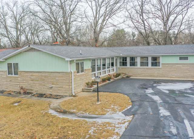 Property at 610 N Forest Dr, Winamac, IN 46996, 4 beds, 2 baths