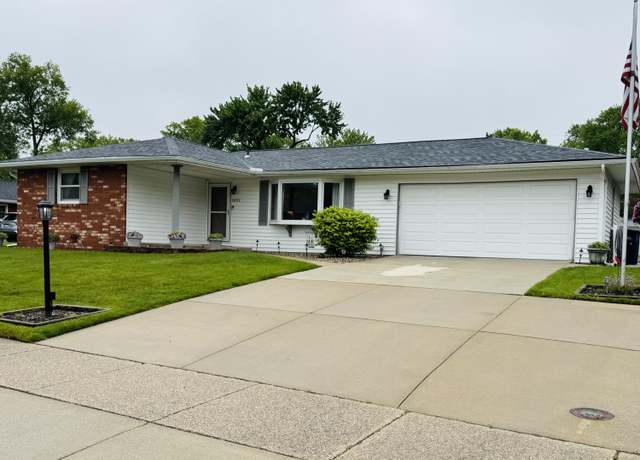 Property at 1051 Kent Rd, Michigan City, IN 46360, 3 beds, 1.5 baths