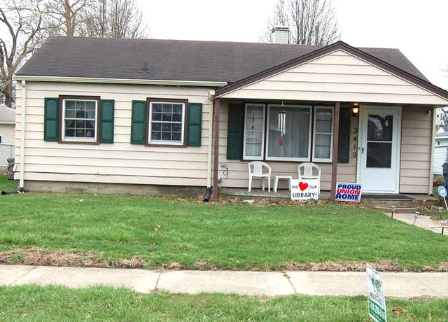 Property at 3410 Franklin St, Highland, IN 46322, 2 beds, 1 bath