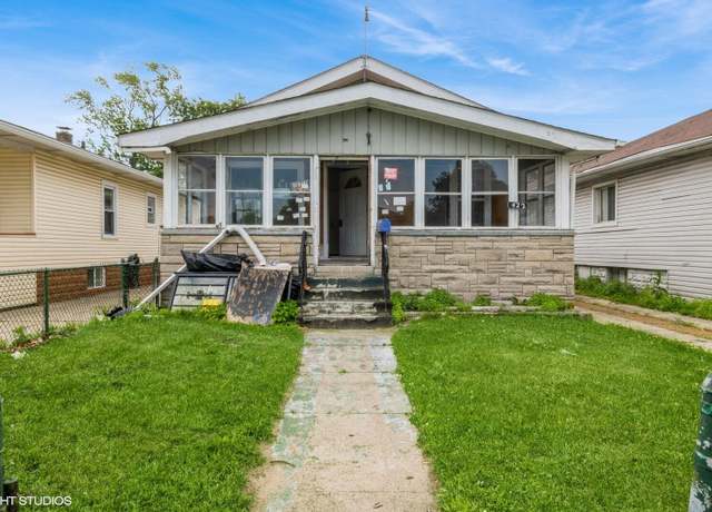 Property at 422 165th St, Hammond, IN 46324, 2 beds, 1 bath