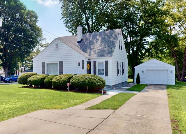 Property at 2310 W 73rd Ave, Merrillville, IN 46410, 4 beds, 1.5 baths
