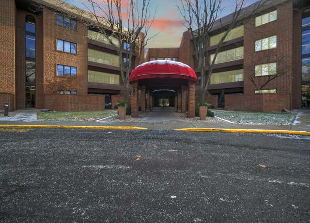 Property at 910 Ridge Rd #408, Munster, IN 46321, 3 beds, 3 baths