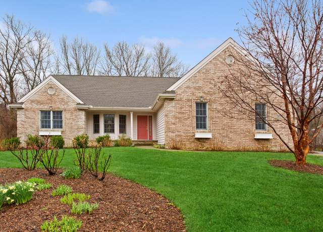 Property at 307 Parc Aux Vaches Dr, Porter, IN 46304, 3 beds, 2 baths