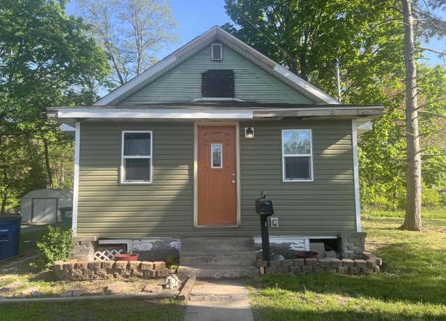 Property at 3717 Schneider St, Lake Station, IN 46405, 3 beds, 1 bath