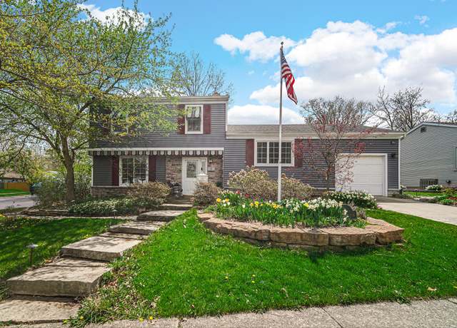 Property at 8 Northview Dr, Valparaiso, IN 46383, 4 beds, 2 baths