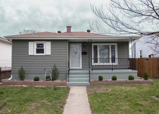Property at 7513 White Oak Ave, Hammond, IN 46324, 2 beds, 1 bath