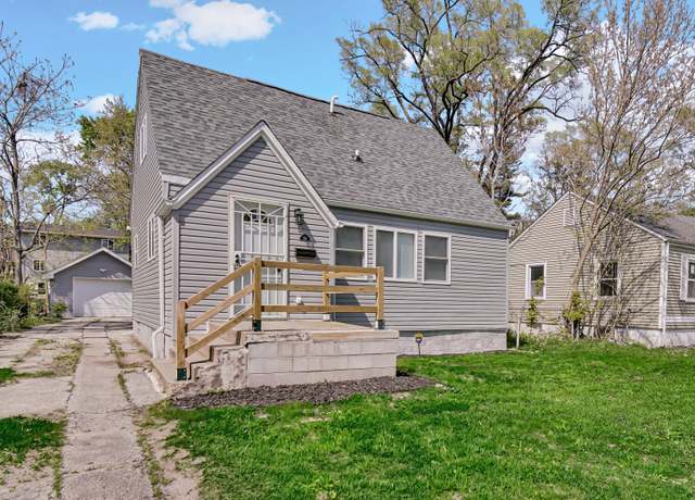 Property at 916 E 44th Ave, Gary, IN 46409, 3 beds, 2 baths