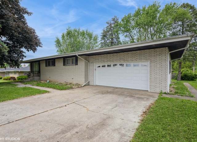 Property at 30 Helena Dr, Schererville, IN 46375, 3 beds, 2 baths