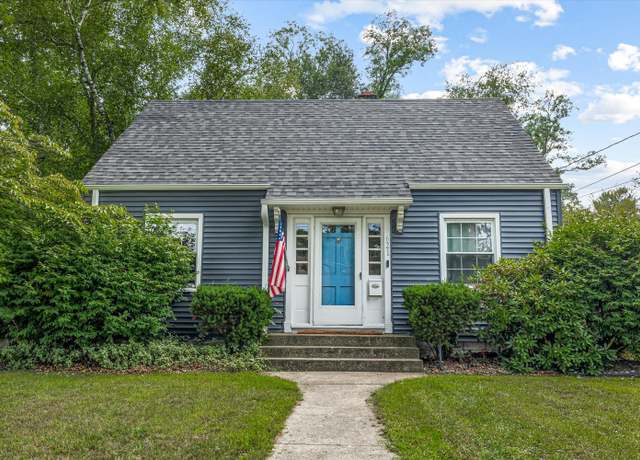 Property at 621 Gardena St, Michigan City, IN 46360, 3 beds, 1 bath
