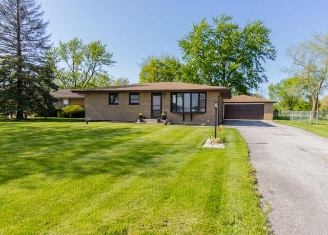 Property at 8352 Old Lincoln Hwy, Hobart, IN 46342, 3 beds, 1 bath