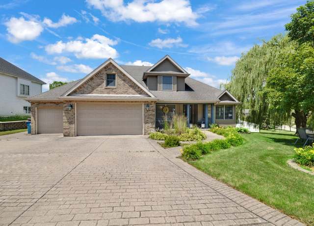 Property at 1320 Tanglewood Ct, Crown Point, IN 46307, 5 beds, 3.5 baths