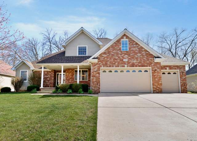 Property at 292 Hawick Dr, Valparaiso, IN 46385, 5 beds, 3.5 baths