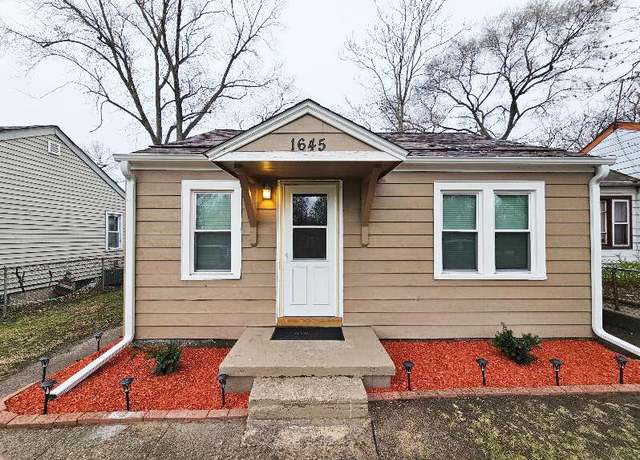 Property at 1645 W 40th Ave, Gary, IN 46408, 3 beds, 1 bath