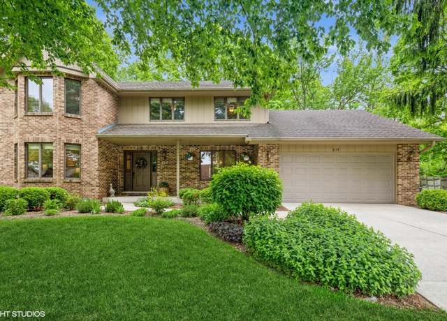 Property at 814 Graegin Pl, Dyer, IN 46311, 4 beds, 2.5 baths