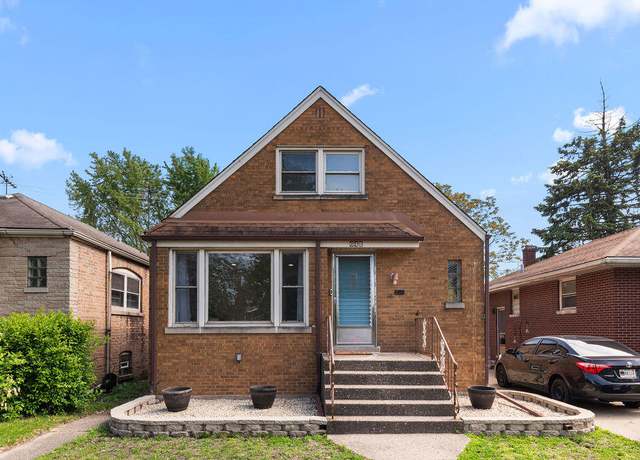 Property at 642 141st St, Hammond, IN 46327, 4 beds, 1 bath