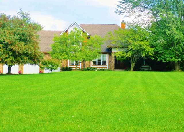 Property at 643 N 50 W, Valparaiso, IN 46385, 5 beds, 3.5 baths