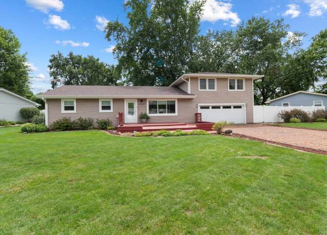 Property at 3320 Willowdale Rd, Portage, IN 46368, 3 beds, 2 baths