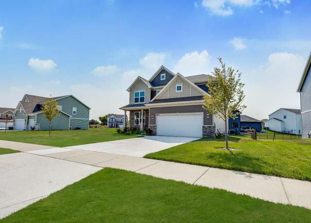 Property at 3858 Fender St, Valparaiso, IN 46385, 3 beds, 2.5 baths