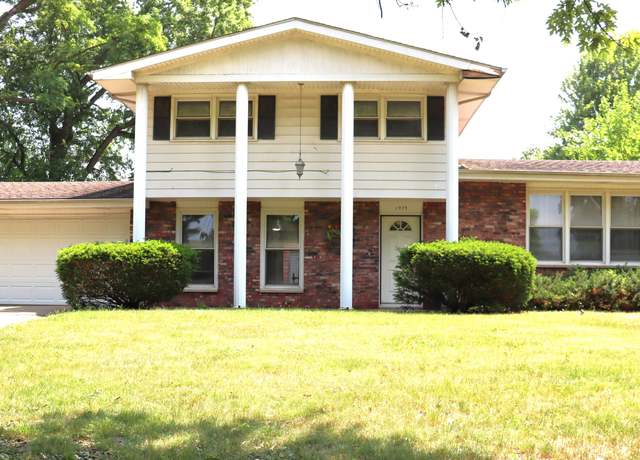 Property at 1975 Hamilton St, Portage, IN 46368, 3 beds, 2 baths