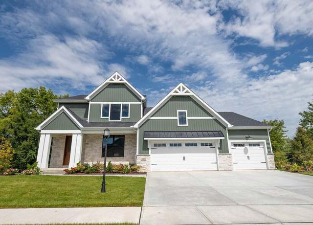 Property at 2205 Charlotte Ln, Valparaiso, IN 46383, 4 beds, 3.5 baths