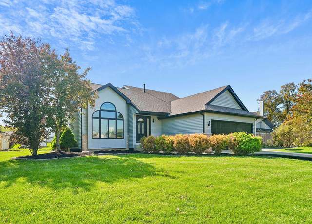 Property at 8774 King Pl, Crown Point, IN 46307, 3 beds, 3 baths