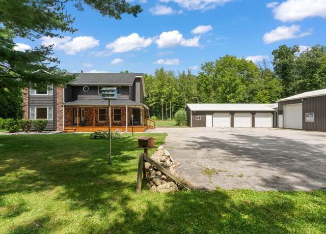 Property at 249 W 700 N, Valparaiso, IN 46385, 4 beds, 2.5 baths