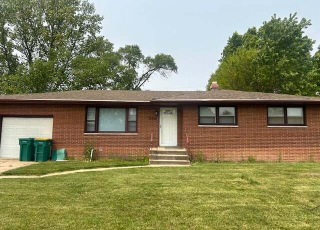 Property at 5500 Grant St, Merrillville, IN 46410, 3 beds, 1 bath