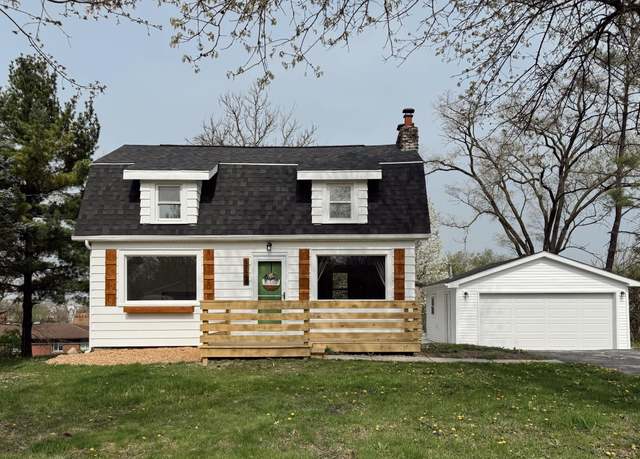 Property at 10636 Schneider Pl, St. John, IN 46373, 3 beds, 2 baths