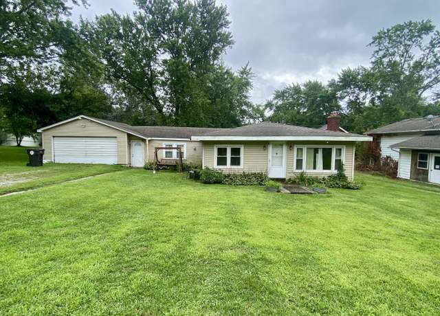 Property at 5527 W 153rd Ave, Lowell, IN 46356, 3 beds, 1 bath
