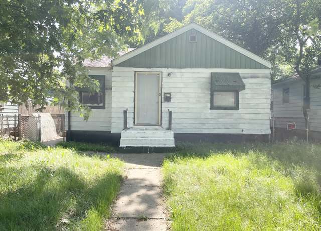 Property at 4627 Grant St, Gary, IN 46408, 3 beds, 1 bath