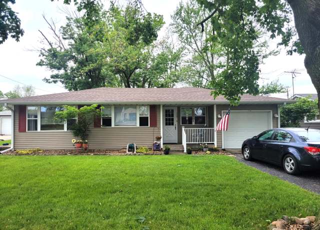 Property at 539 Ridgelawn St, Crown Point, IN 46307, 2 beds, 1.5 baths