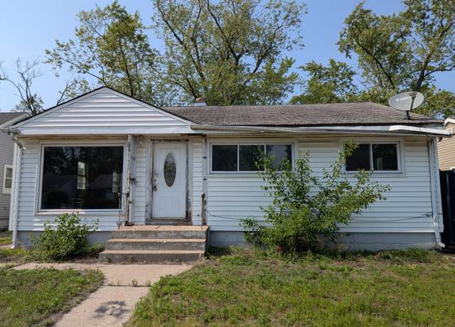 Property at 4132 E 11th Pl, Gary, IN 46403, 3 beds, 1 bath