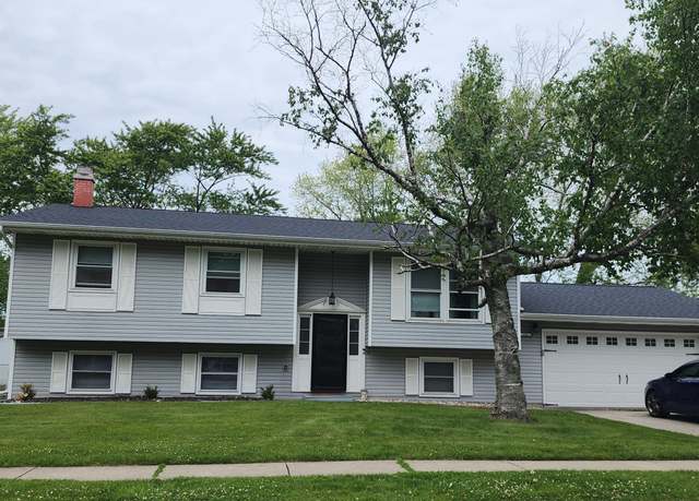 Property at 2201 Eisenhower Ave, Valparaiso, IN 46383, 4 beds, 2 baths