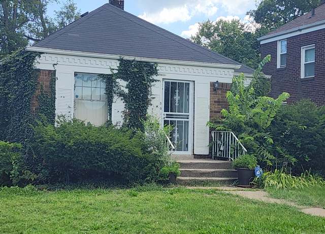 Property at 541 Taft Pl, Gary, IN 46404, 2 beds, 2 baths
