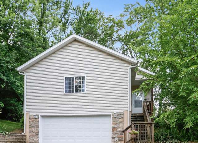 Property at 4015 Sumac Rd, Valparaiso, IN 46383, 4 beds, 2.5 baths