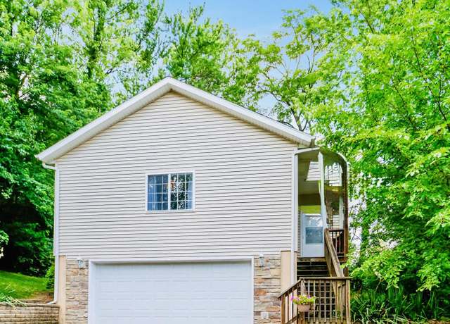 Property at 4015 Sumac Rd, Valparaiso, IN 46383, 4 beds, 2.5 baths