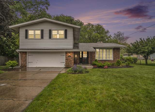 Property at 9307 Walnut Dr, Munster, IN 46321, 4 beds, 2.5 baths