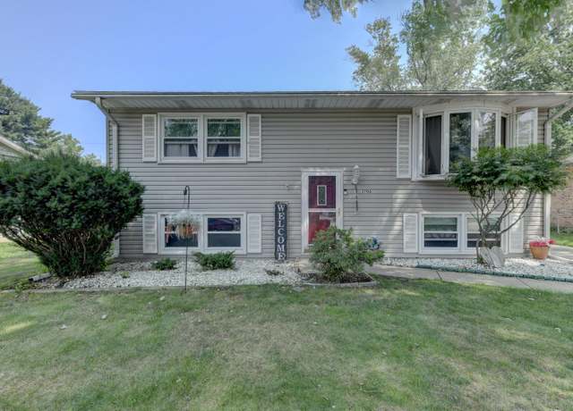 Property at 3706 Lexington Rd, Michigan City, IN 46360, 4 beds, 1.5 baths