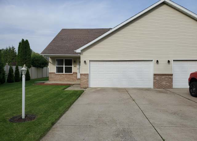 Property at 1709 Daisy St SE, Demotte, IN 46310, 2 beds, 2 baths