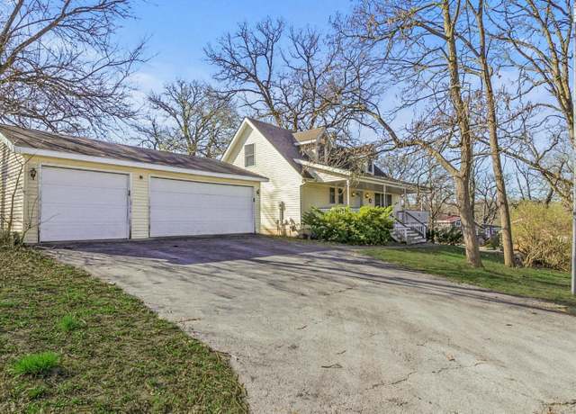 Property at 510 Alta Vista Ter, Lowell, IN 46356, 4 beds, 3.5 baths