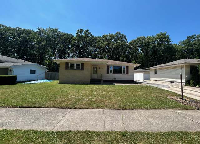 Property at 1424 Mississippi Pl, Hobart, IN 46342, 3 beds, 1 bath