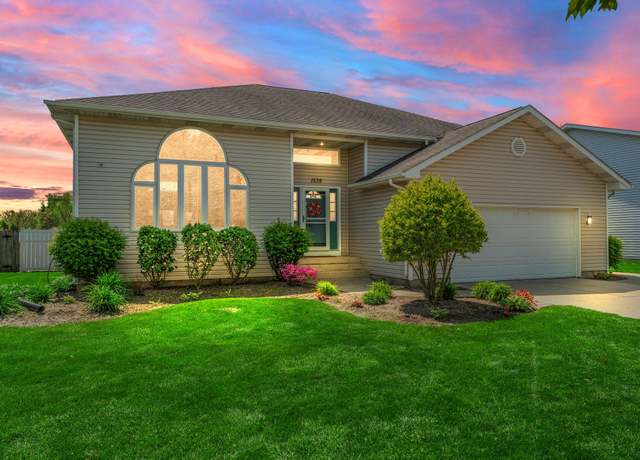 Property at 1539 Krame Dr, Crown Point, IN 46307, 4 beds, 3 baths