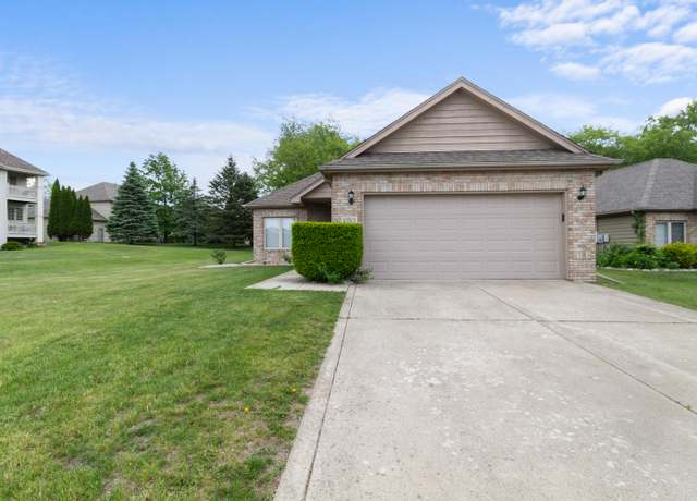 Property at 10501 Ontario Dr, Crown Point, IN 46307, 2 beds, 2 baths