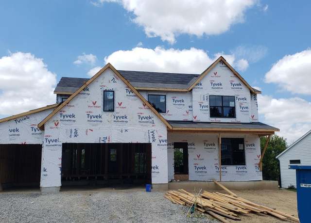 Property at 1350 Winding Brk Dr, Valparaiso, IN 46385, 5 beds, 3 baths