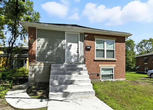Property at 840 E 25th Ave, Gary, IN 46407, 3 beds, 2 baths