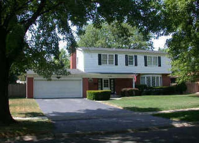 Property at 1108 Macarthur Blvd, Munster, IN 46321, 4 beds, 2.5 baths