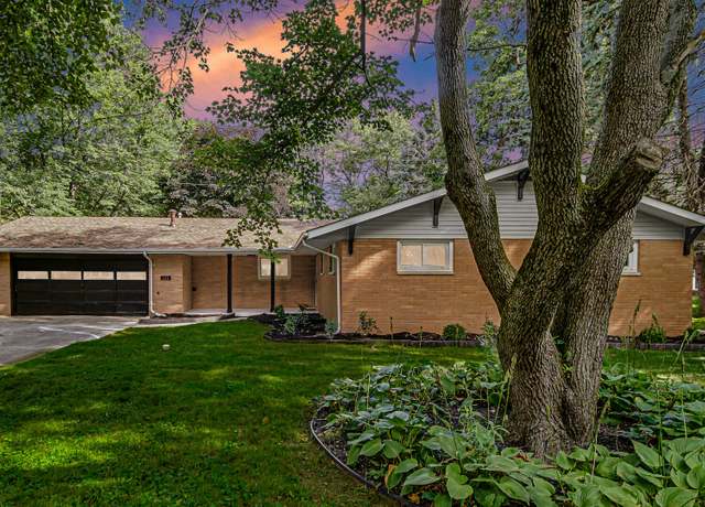 Property at 305 Shady Ln, Kouts, IN 46347, 3 beds, 2 baths