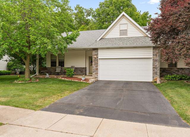Property at 2605 White Pine Cir, Valparaiso, IN 46383, 2 beds, 2 baths